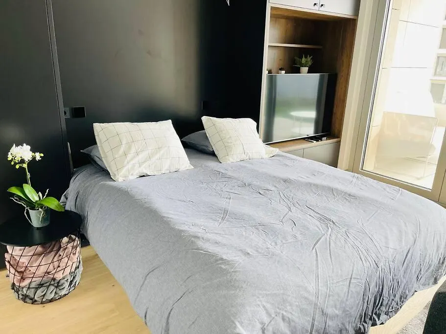 Luxury 2023 Flat In Center With Terrace & Parking- Cd4 Daire Lüksemburg